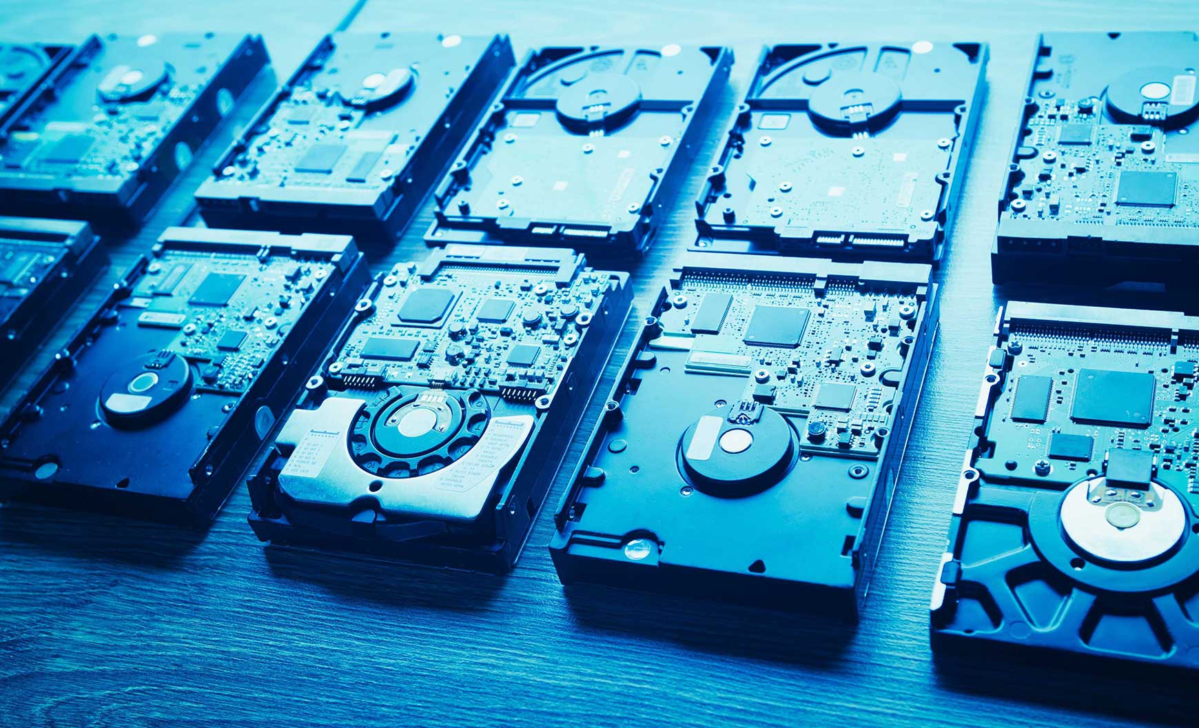 Advantages and Disadvantages of Using External Hard Drives