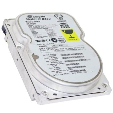 9M5002-302 - Seagate Medalist 8420 8.6GB 5400RPM ATA-33 512KB Cache 3.5-inch Internal Hard Drive