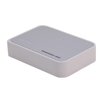TLSG1048M - TP-Link 5 Port 10/100 Mbps Fast Ethernet Switch | Desktop Ethernet Splitter | Ethernet Hub | Plug & Play | Fanless Quiet | Desktop Design | Green Technology | Unmanaged (TL-SF1005D), White