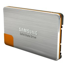 MCAQE32G8APP-0XA - Samsung 32GB NAND Flash Based ATA-66 1.8-inch Solid State Drive (SSD)